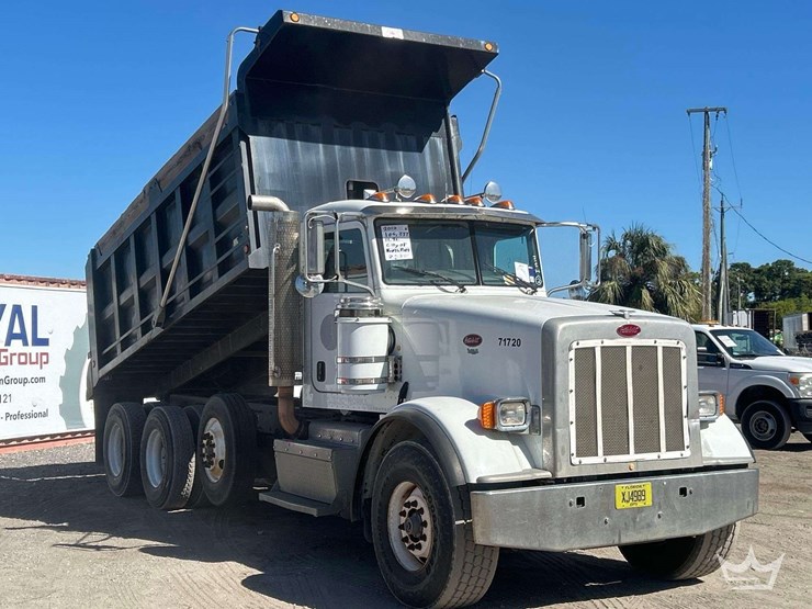 2013-peterbilt-367-image-2