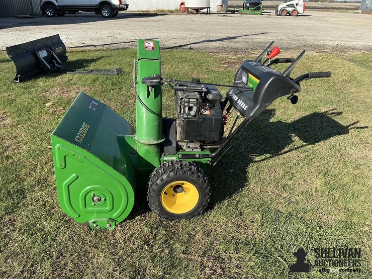 john-deere-1332-dde-snow-blower-image-8