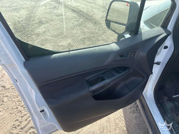 2016-ford-transit-connect-image-10