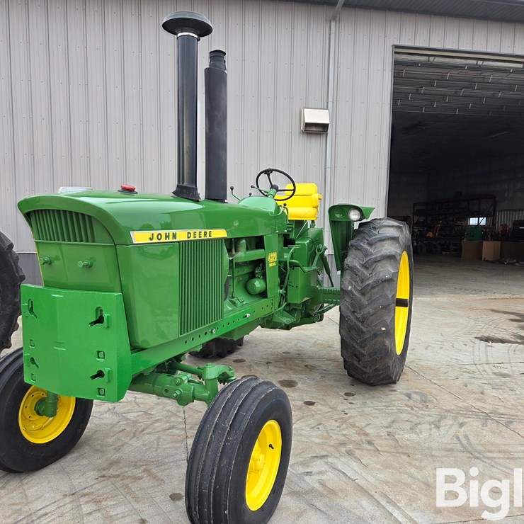 1972 JOHN DEERE 4320
