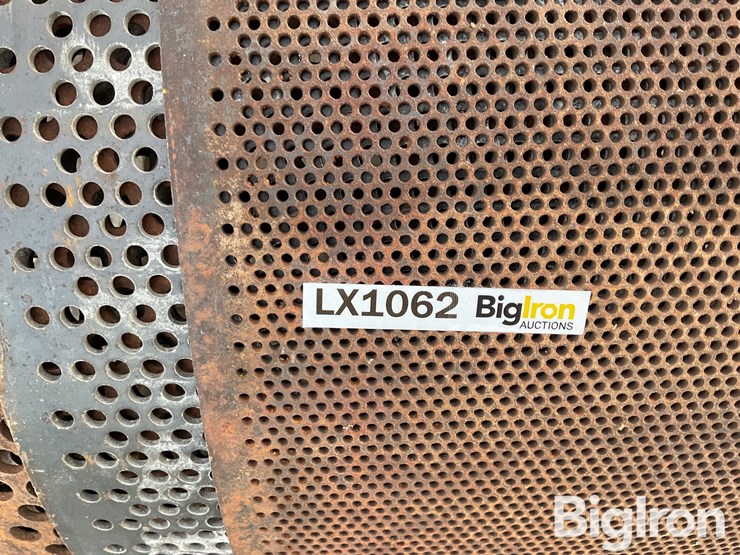 new-holland-352-image-12