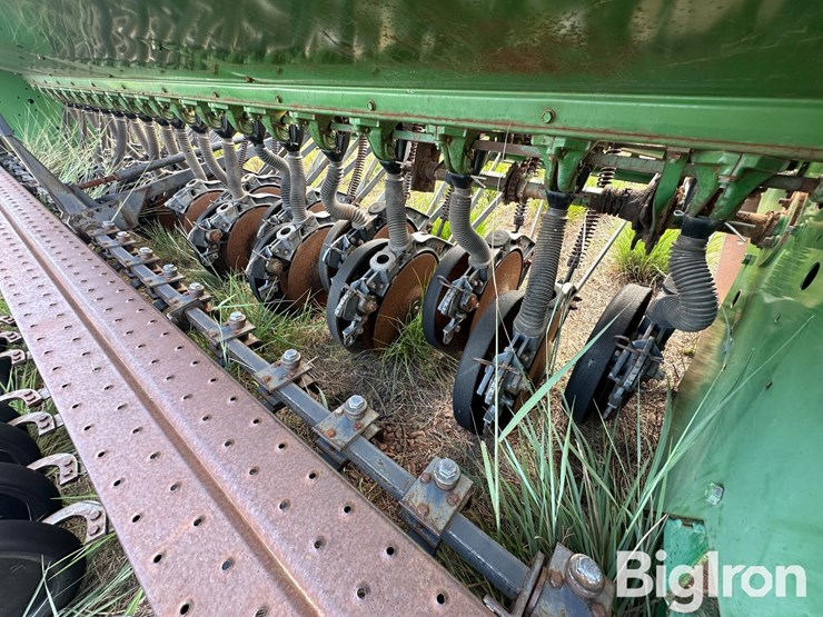 john-deere-8300-image-17