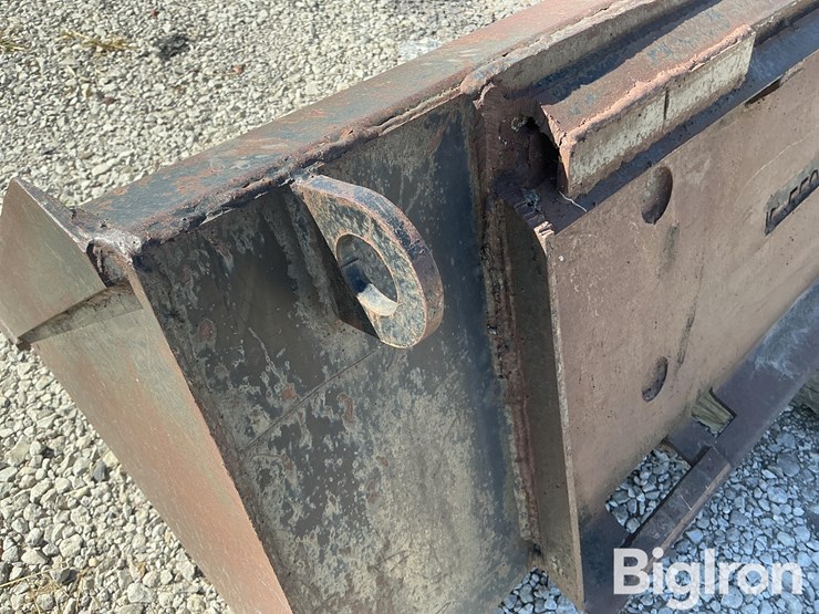 shop-built-66”-bucket-image-13