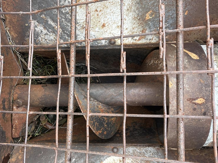 hutchinson-1231-electric-auger-image-15