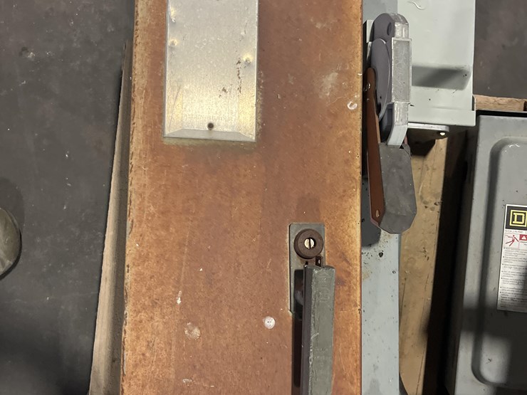 electric-disconnects-image-9