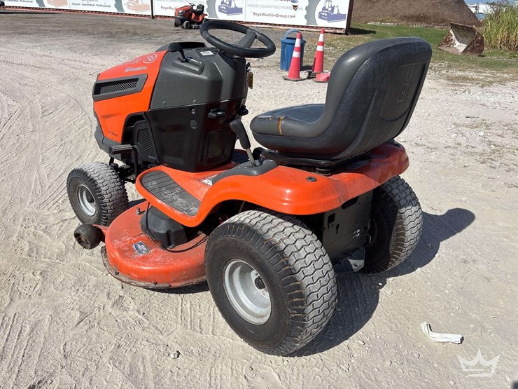 husqvarna-46in-riding-mower-image-4