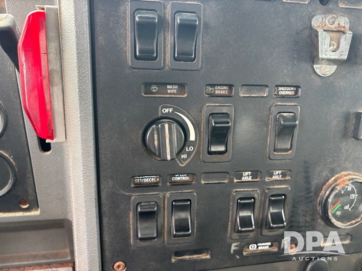 2000-mack-truck-(dr12562-unit-a59)-image-53
