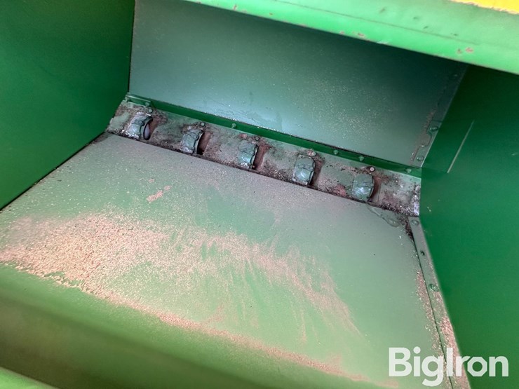 john-deere-8300-image-19