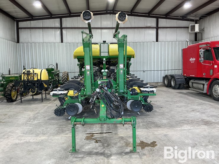 2008-john-deere-1770nt-ccs-image-2