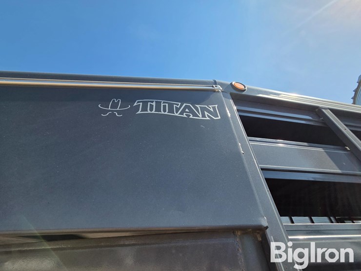 2004-titan-trailer-image-11