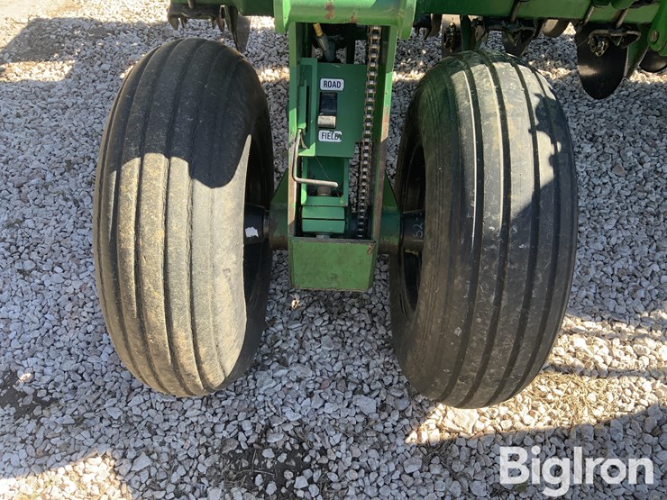 2014-great-plains-2s2600hd-image-19