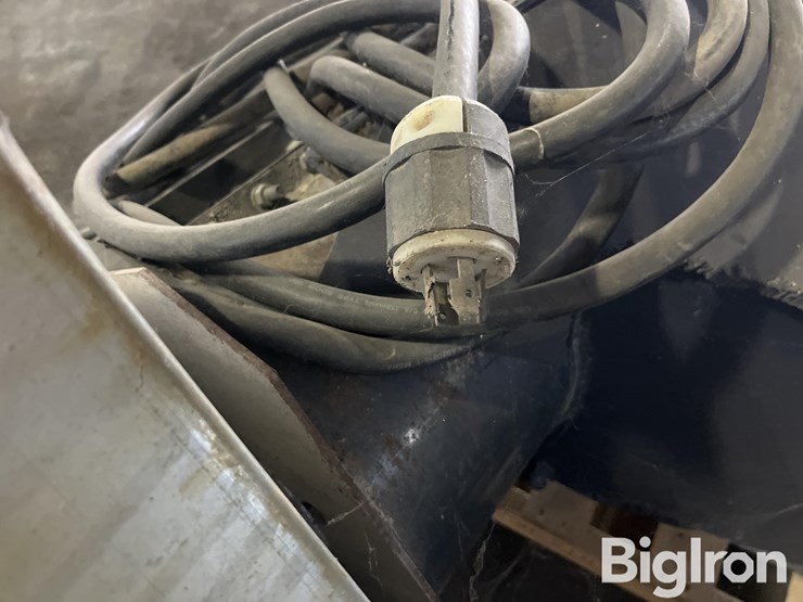 neco-grain-bin-power-sweep-floor-auger-image-10