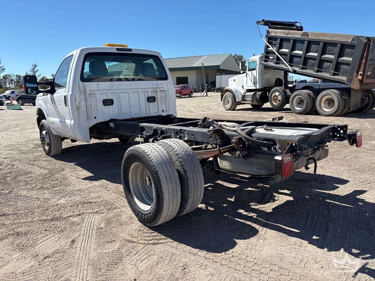 2015-ford-f350-image-4