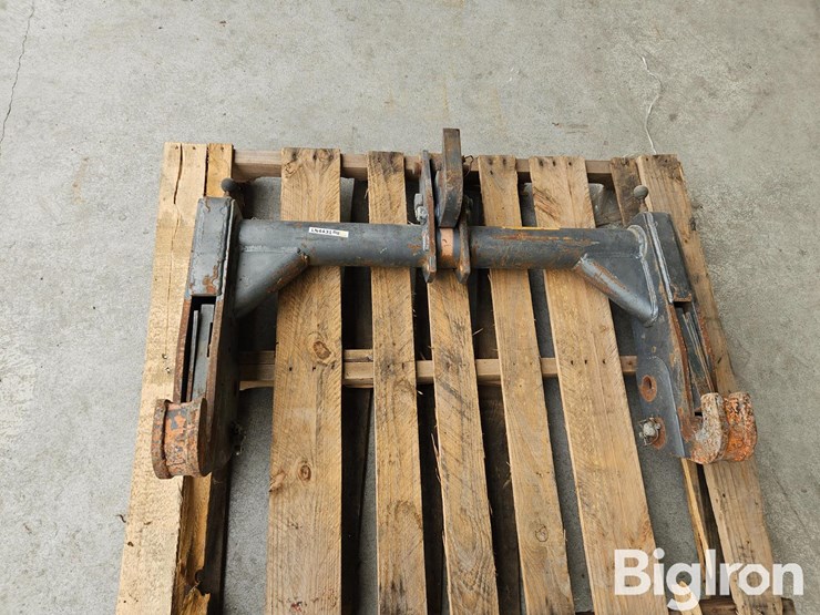 white-3-pt.-quick-hitch-image-2