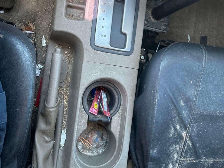 2015-nissan-frontier-image-15