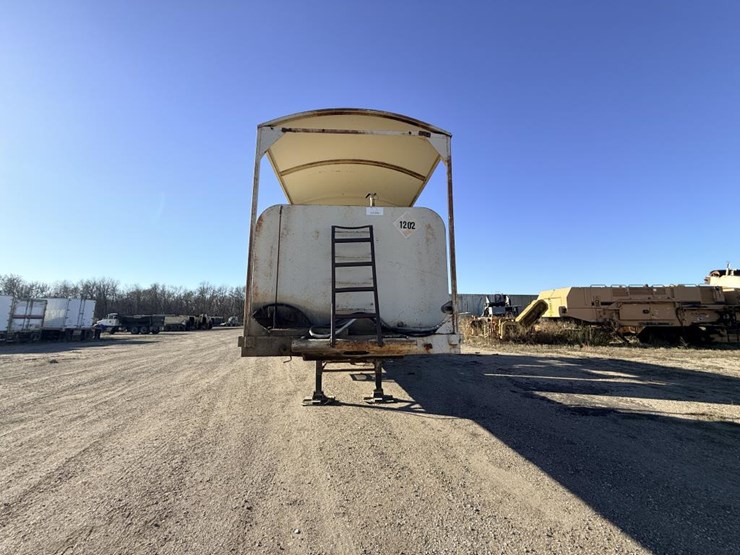 #1958-•-1973-40'-flat-bed-semi-trailer-image-4