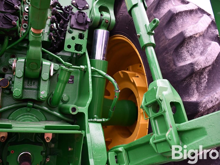 2009-john-deere-8130-image-11