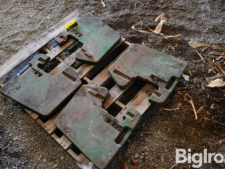 john-deere-suit-case-weights-image-7