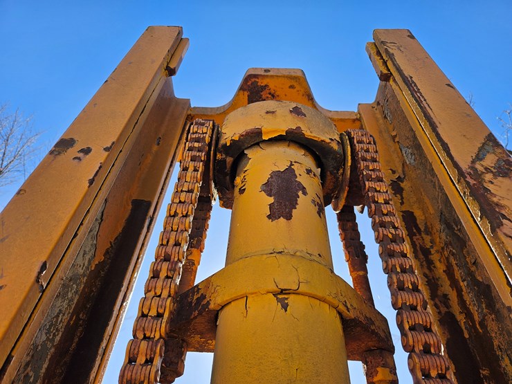 #22765-•-1960's-baker-forklift-(non-runner)-image-40