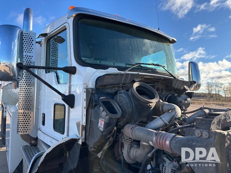 2013-unit-70-image-31