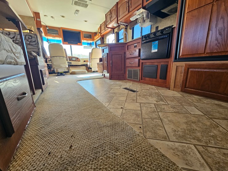 #22198-•-2007-georgie-boy-landau-motorhome-image-62