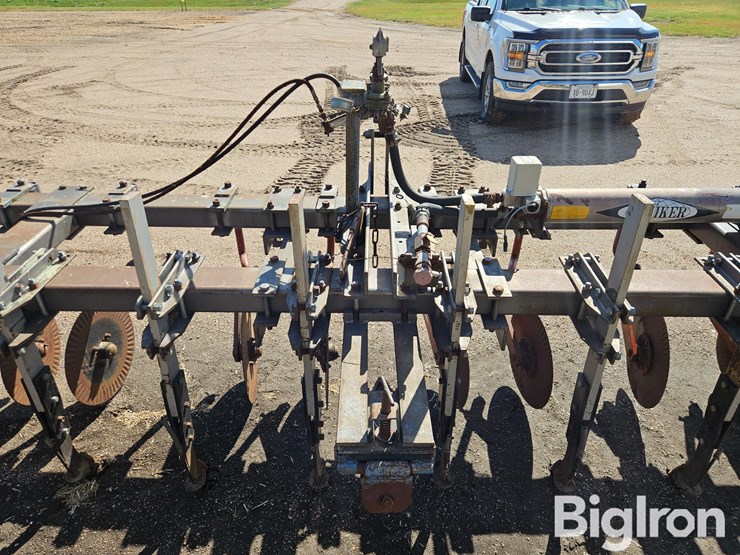 12r18-3-pt.-anhydrous-applicator-image-17