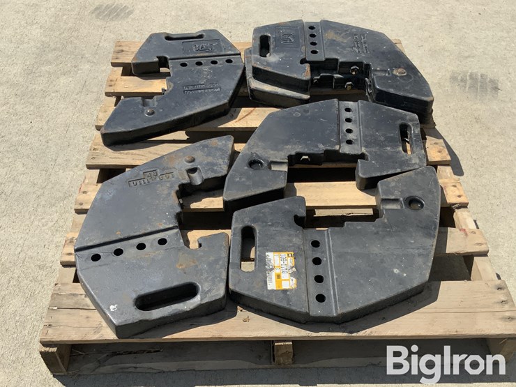 caterpillar-100-image-6