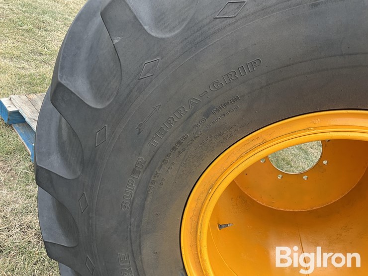 goodyear-66x43.00-25-flotation-terra-tire-w/8-bolt-rim-image-15