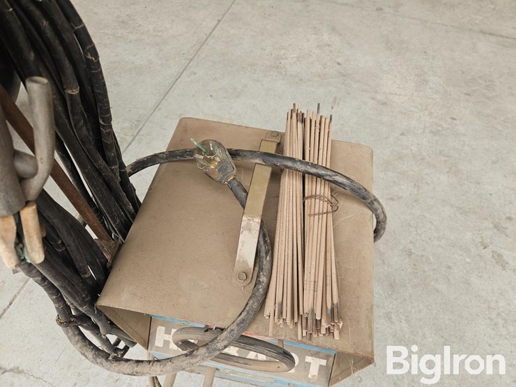 hobart-t-225-stick-welder-image-10