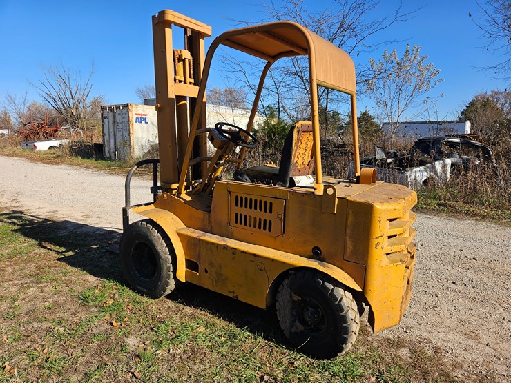 #22765-•-1960's-baker-forklift-(non-runner)-image-6