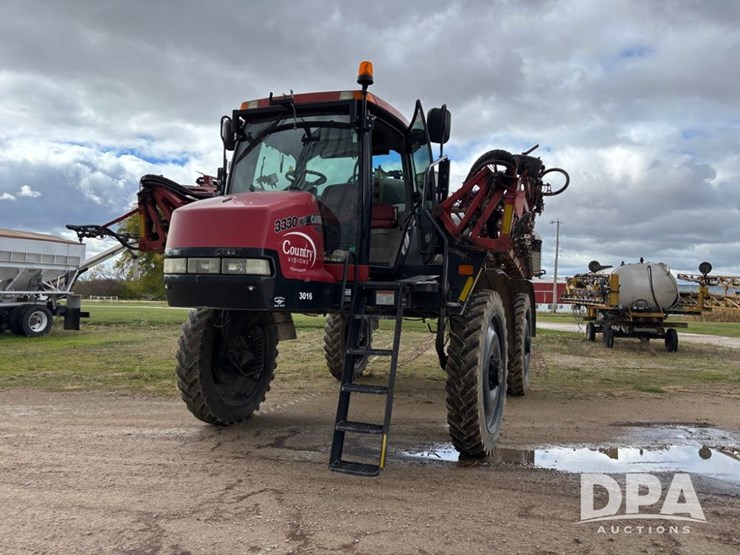 2014-case-ih-3016-image-21