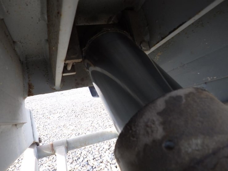 1995-skyjack-sjiii3220-image-9