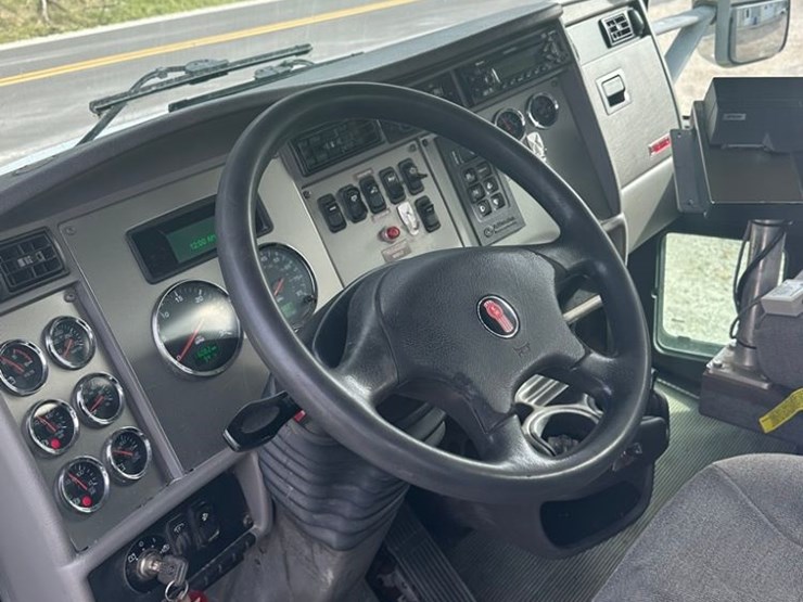 2014-kenworth-lp-delivery-truck-(dr12678-unit-8)-image-8