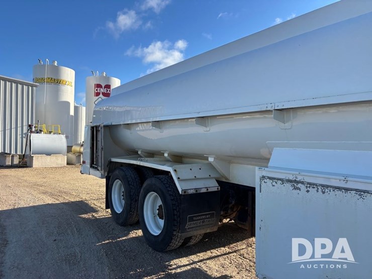 2013-unit-70-image-58