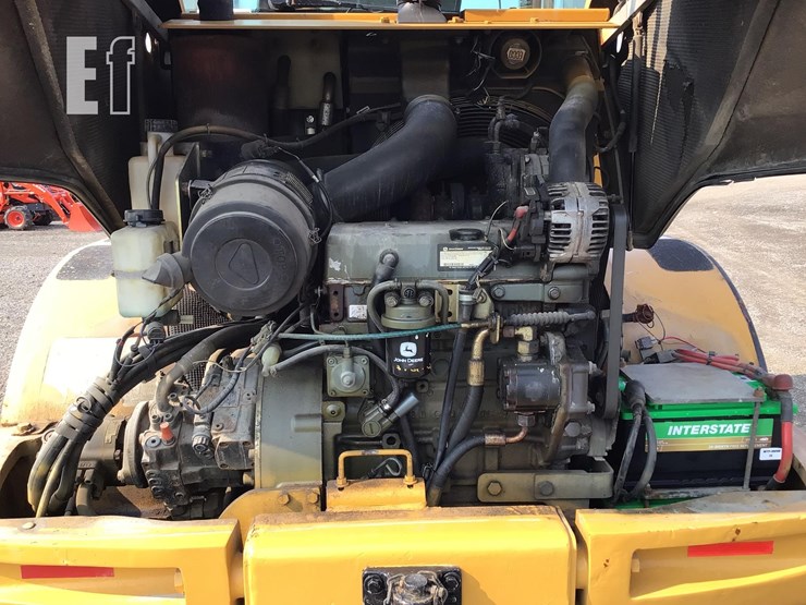 2007-deere-244j-image-8