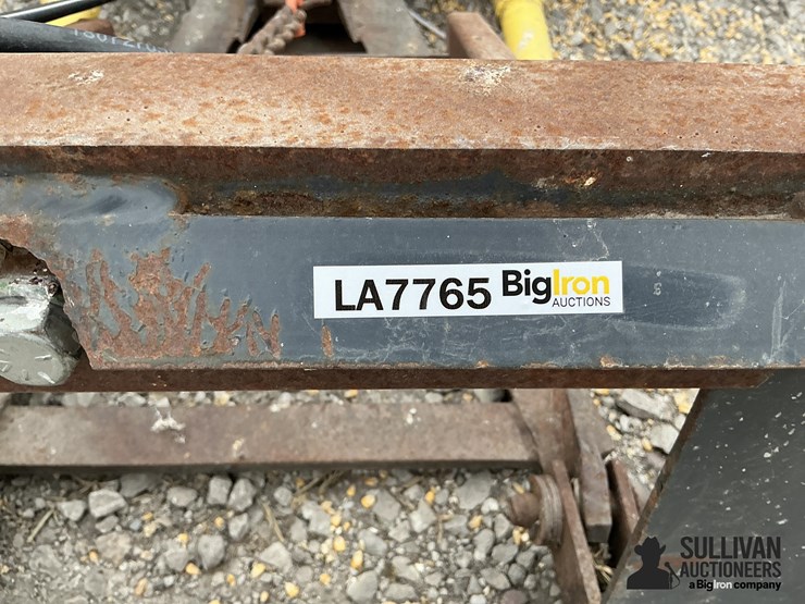 western-6’-skid-steer-mounted-snow-plow-image-18