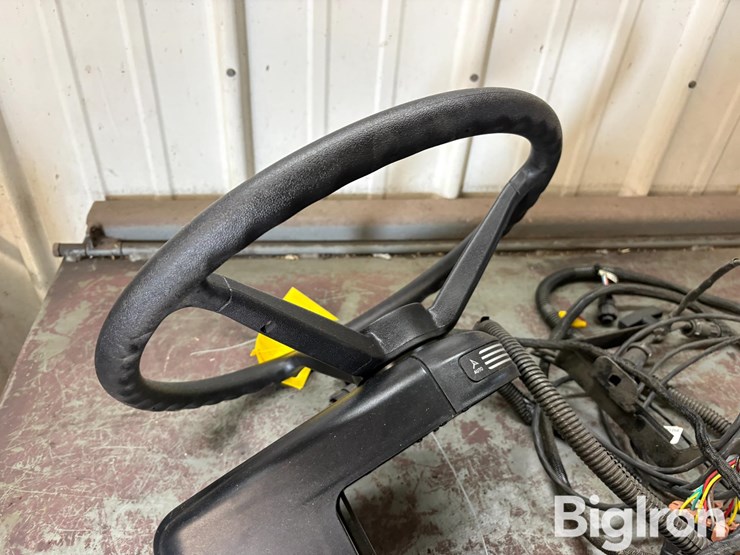 john-deere-200-image-4