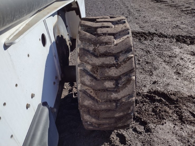 bobcat-s220-image-19