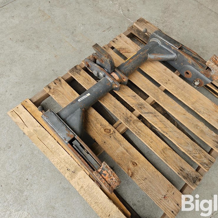 White 3-Pt. Quick Hitch