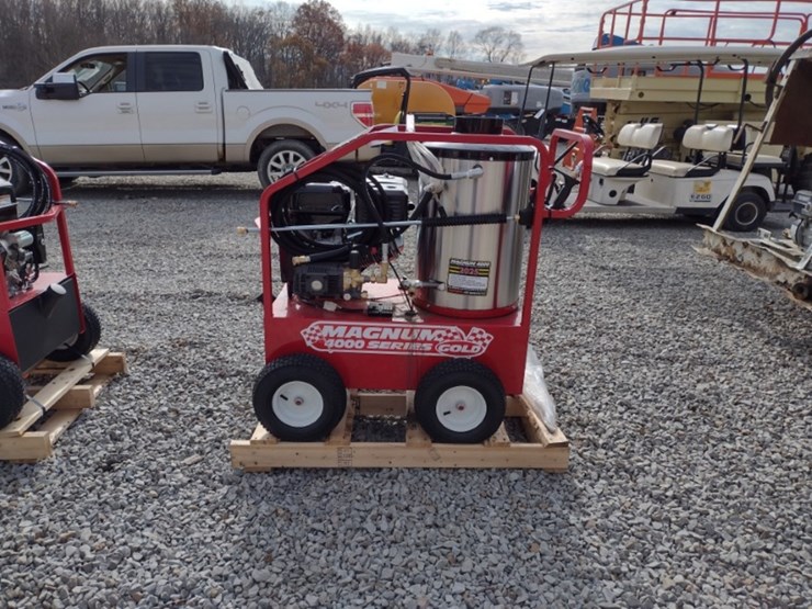 magnum-gold-pressure-washer-(qea-5587)-image-1