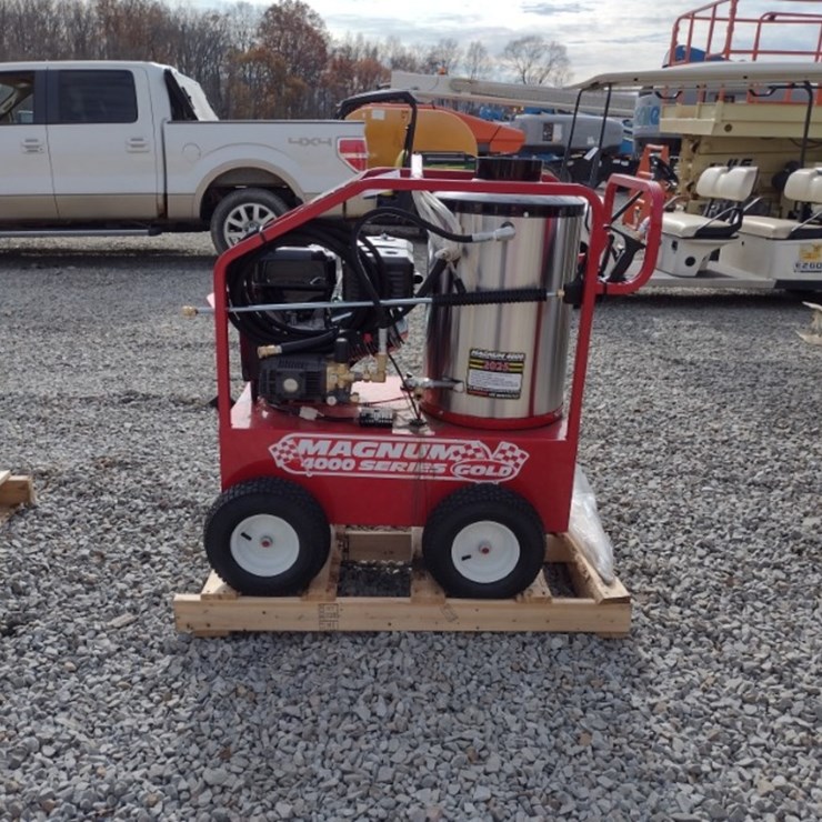 Magnum Gold Pressure Washer (QEA 5587)