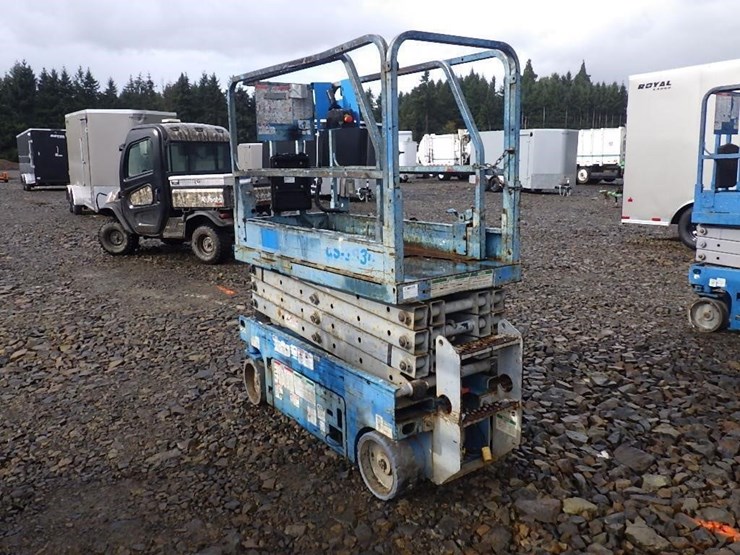 genie-gs1930-image-1