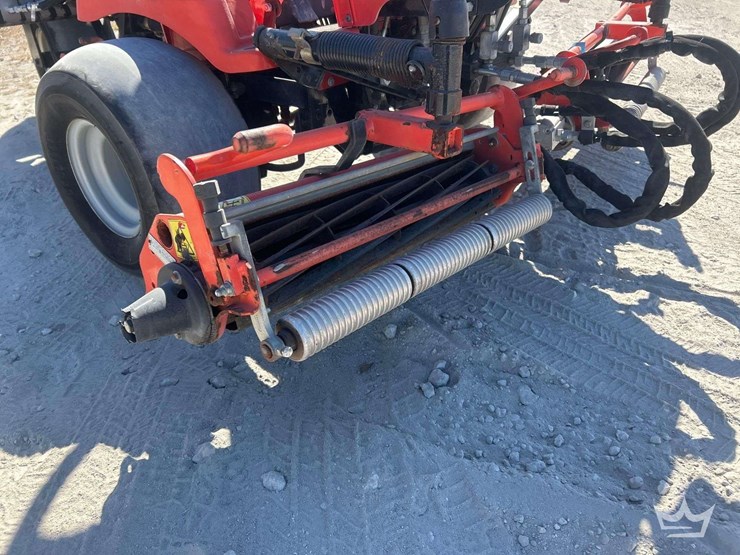 2017-jacobsen-3551-hours-image-10