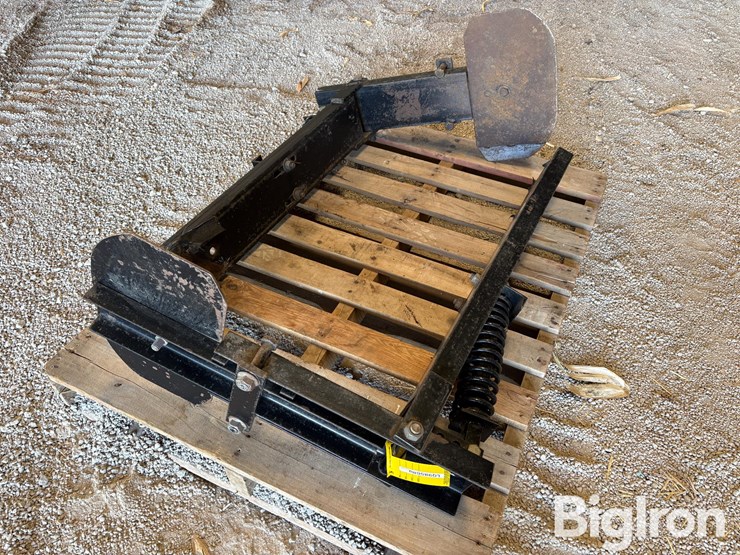 pallet-of-farm-support-image-8