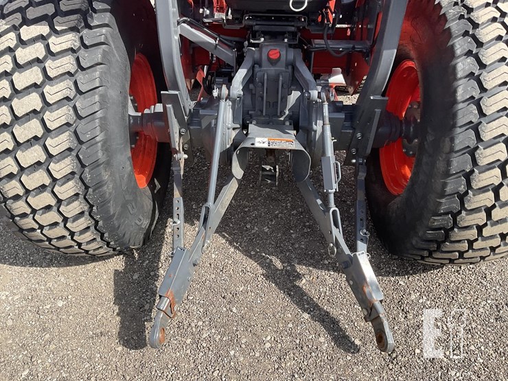 2020-kubota-mx5400-image-5