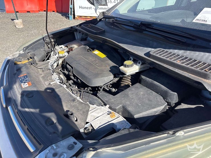 2015-ford-escape-image-9