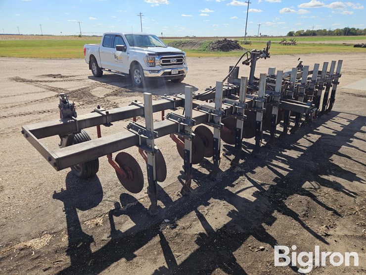 12r18-3-pt.-anhydrous-applicator-image-7