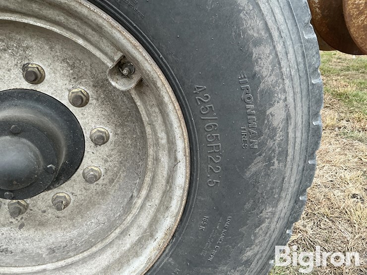 case-ih-870-ecolo-tiger-ripper-image-14