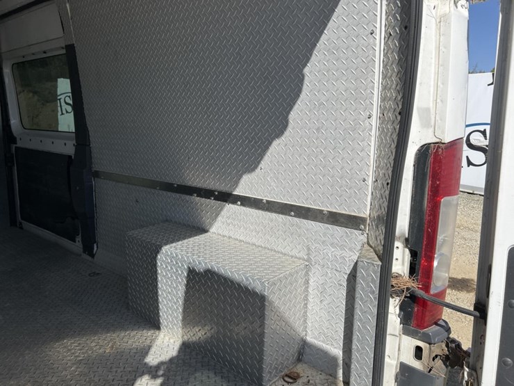 2016-ram-promaster-3500-image-20