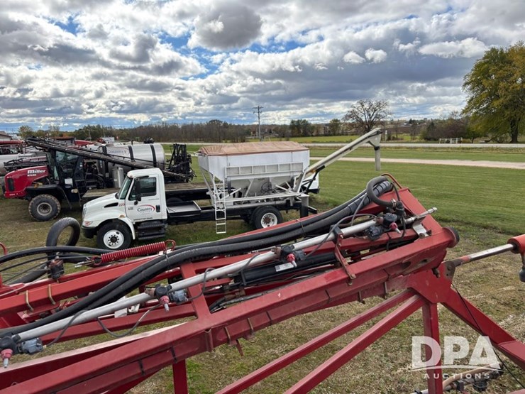 2014-case-ih-3016-image-77